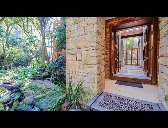 4 BEDROOM HOUSE FOR SALE IN FOURWAYS